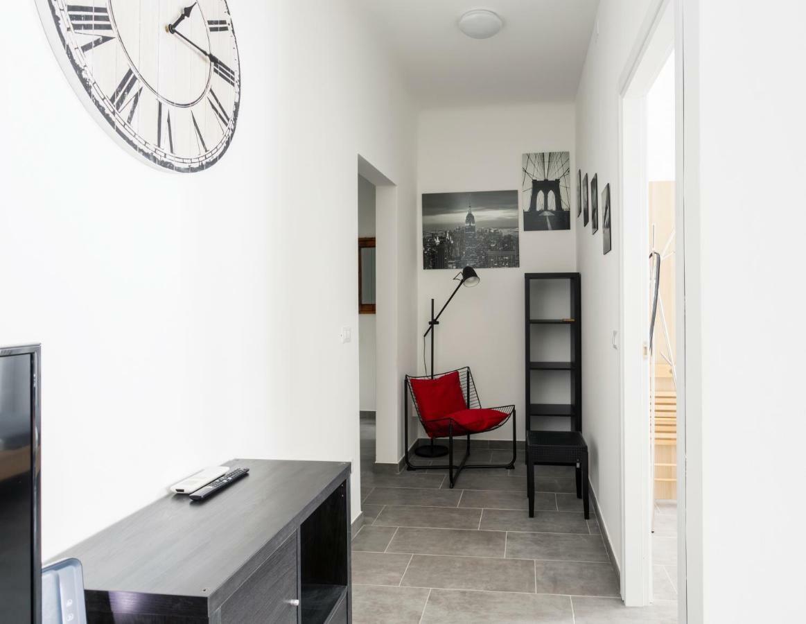 Comfortable Family Group Apartment Via Paruta Mailand Exterior foto