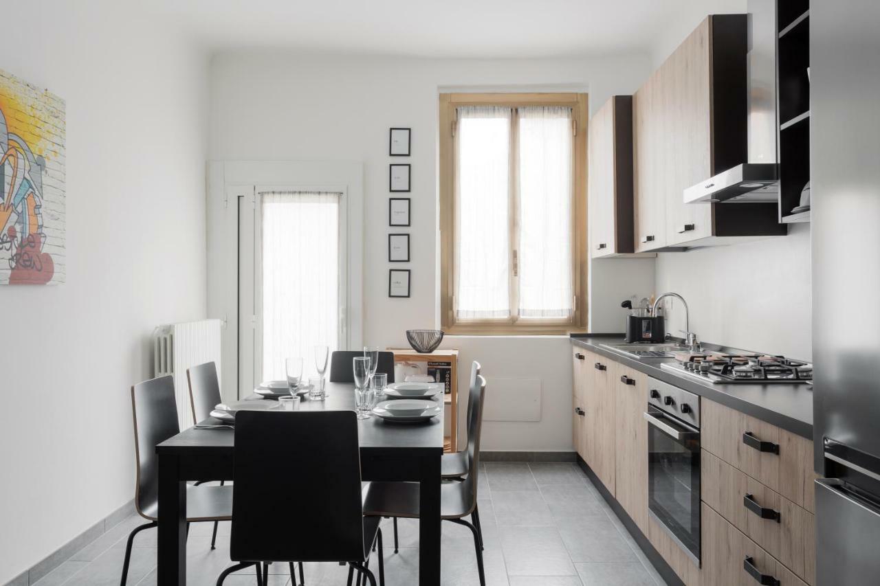 Comfortable Family Group Apartment Via Paruta Mailand Exterior foto